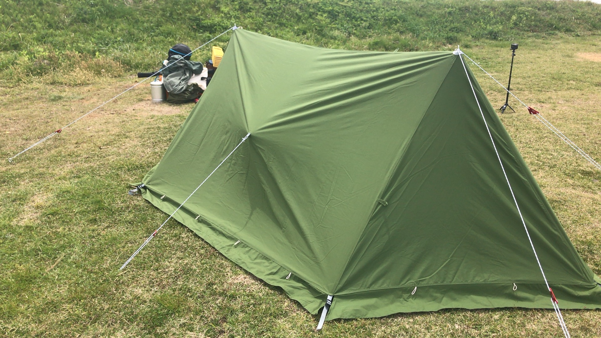 【インナーの】 Soomloom ミリタリーテント Military tent X-largeビッグサイズ ポップテント1人用 アウトドア